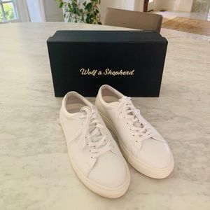 Wolf & Shepherd white mens sneaker